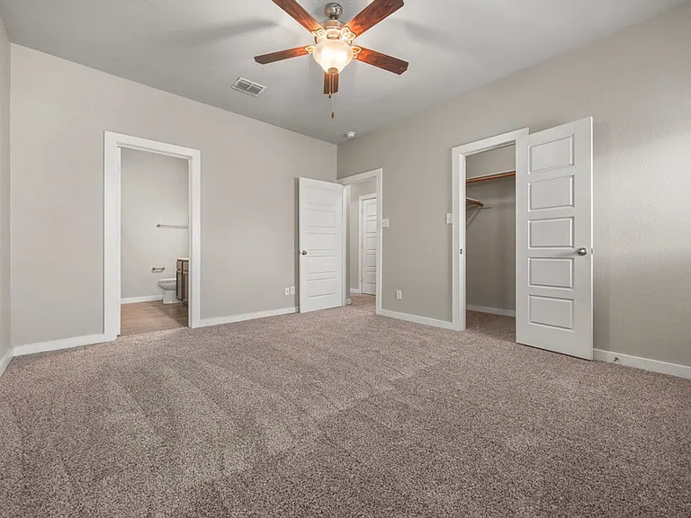574 Creekside Frst — Photo 11
