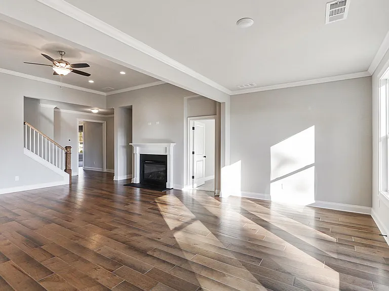 106 Oakdale Woods Ln — Photo 8