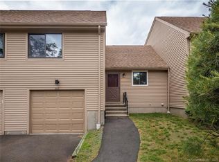 230 Treadwell St APT 803, Hamden, CT 06517