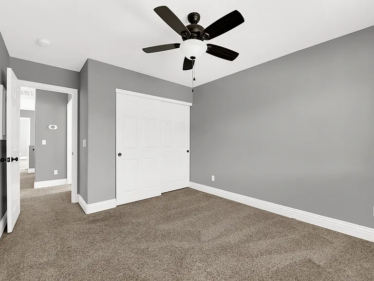 1913 Empoli Ct — Photo 33