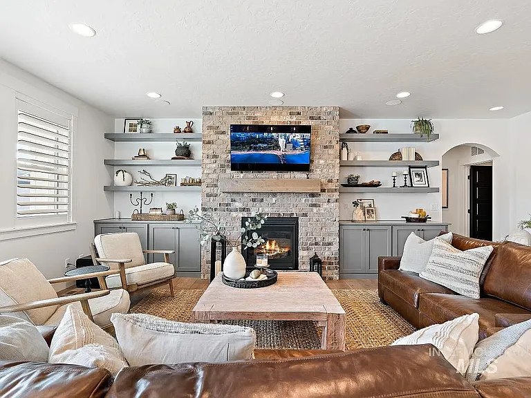 11843 W Castile Dr — Photo 18