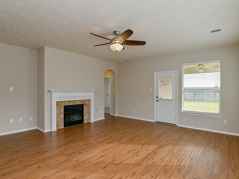 7435 Garland Mist Ln — Photo 10