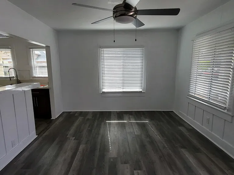 281 W Ofarrell St — Photo 3