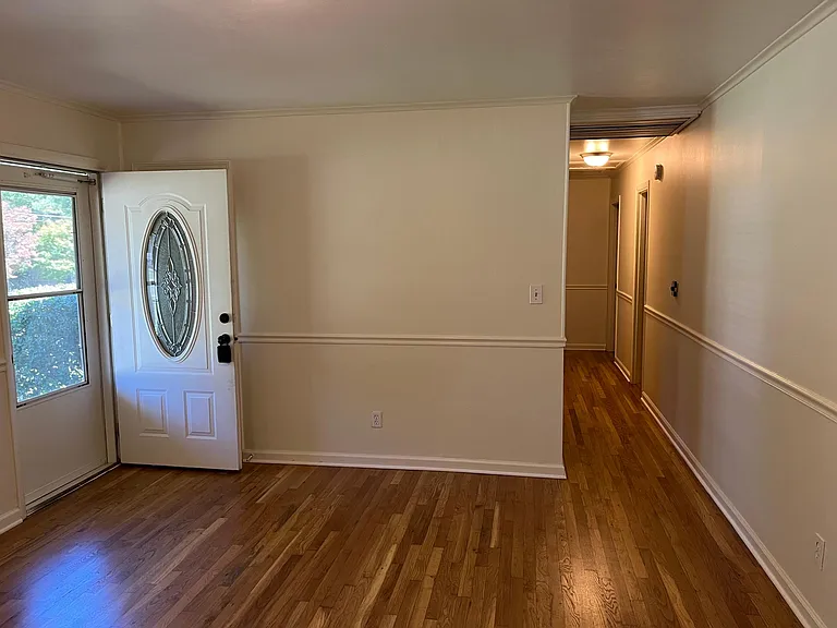 638 San Fernando Dr SE — Photo 16