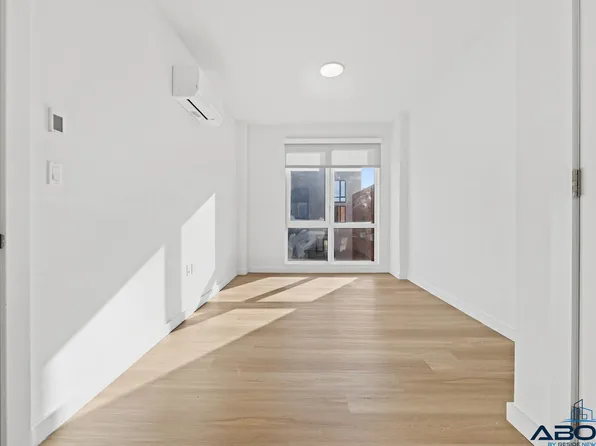 100 Lenox Road image 5 of 22