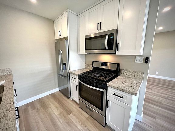 5th image of 2306-2310 Mira Vista Ave #6