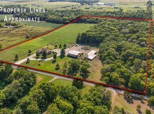3776 Utah Ter, Wellsville, KS 66092