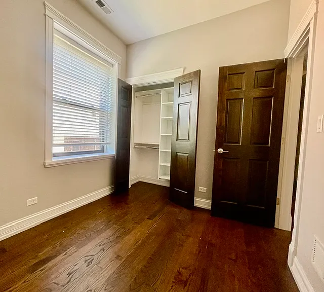 2441 W Thomas St #2F — Photo 6