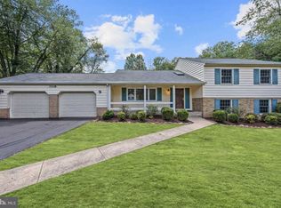 7308 Centennial Rd, Derwood, MD 20855