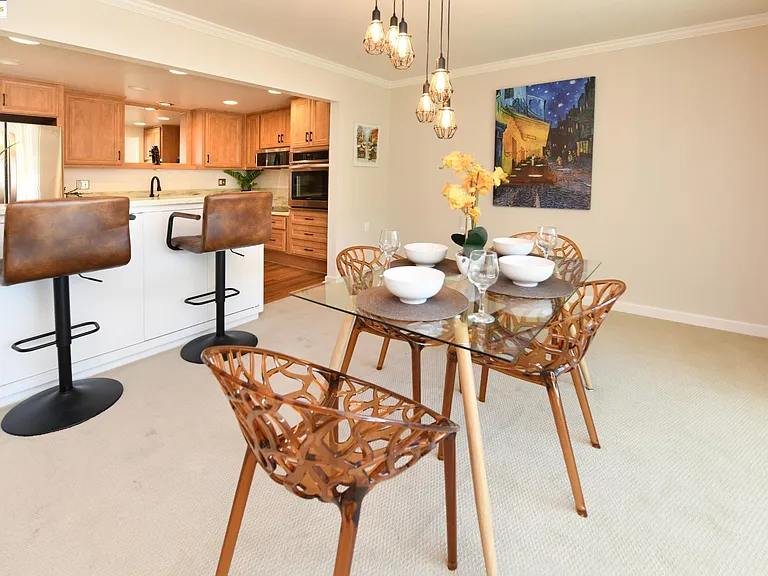 1910 Skycrest Dr #5 — Photo 17