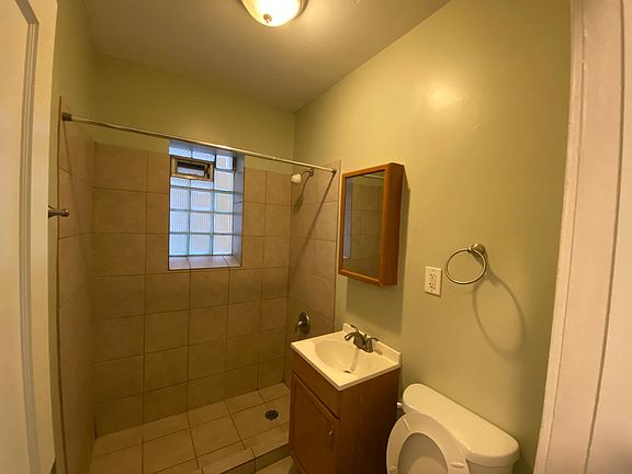 5th image of 1358 N Harding Ave Floor 2