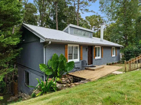 2177 Myrtlewood Dr, Birmingham, AL 35216