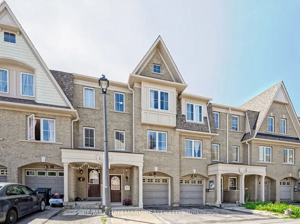 36 Jenkinson Way #132, Toronto, ON M1P 5H4