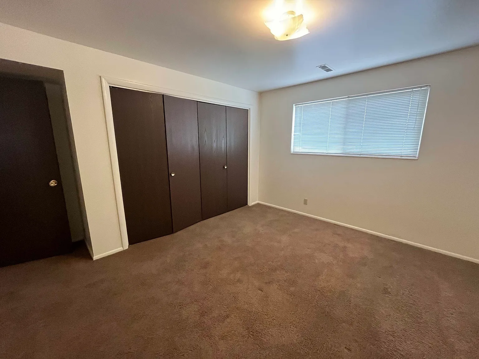 2 bed, 900 sqft, $1,280 — Photo 4