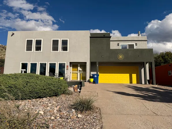 1124 Turner Dr NE, Albuquerque, NM 87123