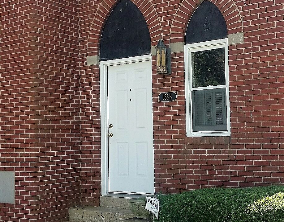 2nd image of 135 E Wilson Ave APT C