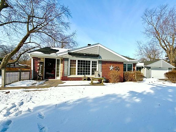 5th image of 37610 N Holdridge Ave