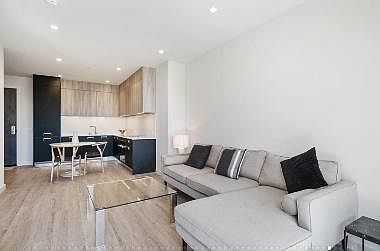 4th image of 2290 3rd St #504