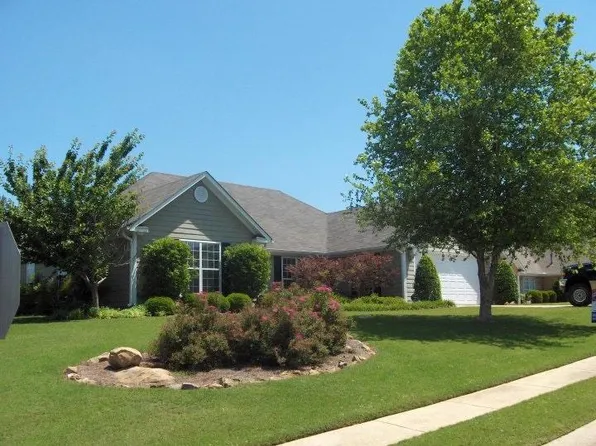 4001 Falliston Dr, Birmingham, AL 35080