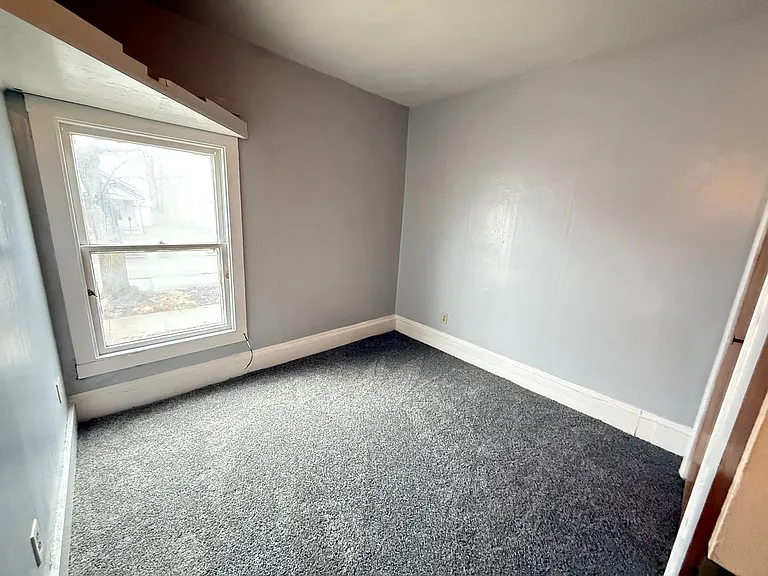 843 Bennett St N #613-W-& — Photo 10