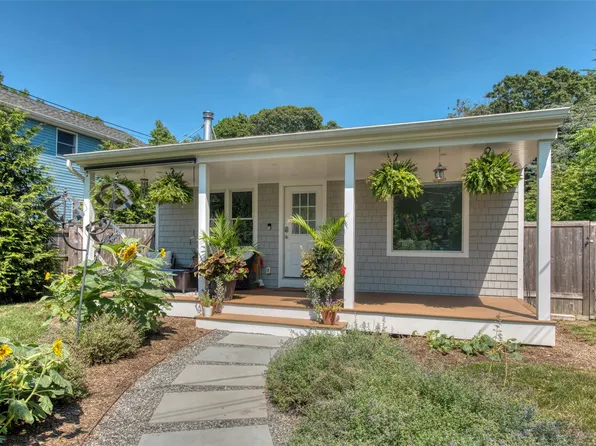 60 Church Lane, Aquebogue, NY 11931