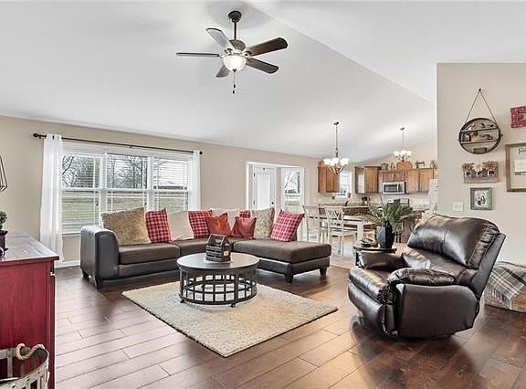 2nd image of 221 Keystone Dr