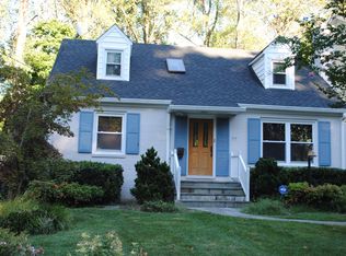 213 Upton St, Rockville, MD 20850
