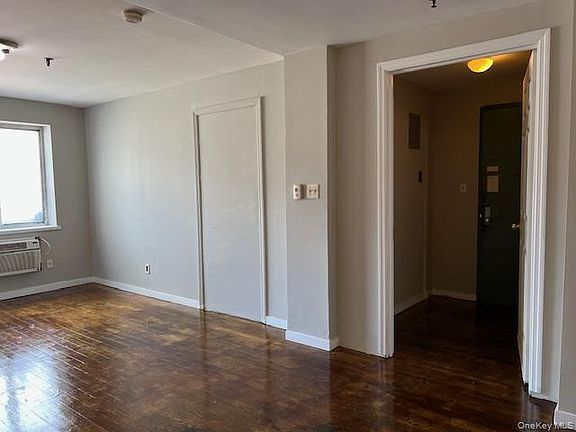 5th image of 132-59 41st Road #6C
