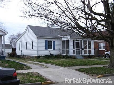 2nd image of 405 S Harlan Ave
