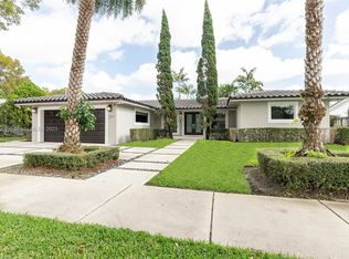 6921 Bottle Brush Dr, Miami Lakes, FL 33014