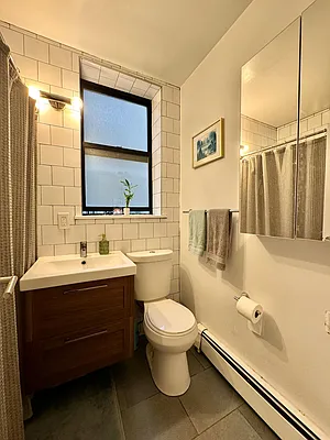Rented by Bohemia Realty Group | media 8