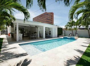 3675 SW 26th St, Miami, FL 33133