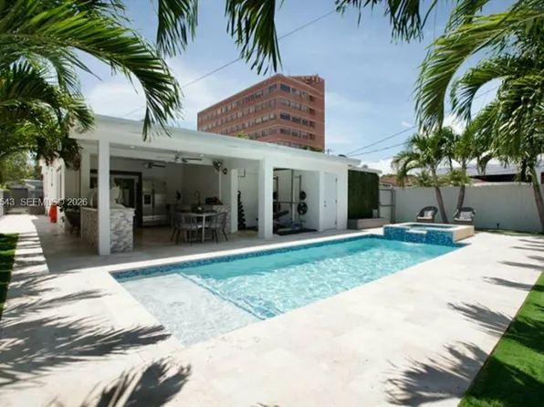 3675 SW 26th St, Miami, FL 33133