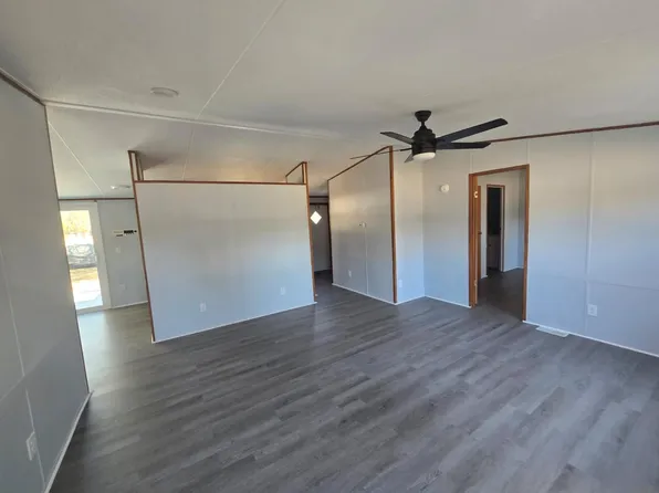 571 Curtis Rd, Hinesville, GA 31313