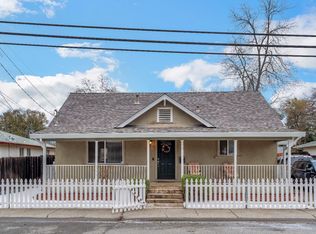 220 6th St, Roseville, CA 95678