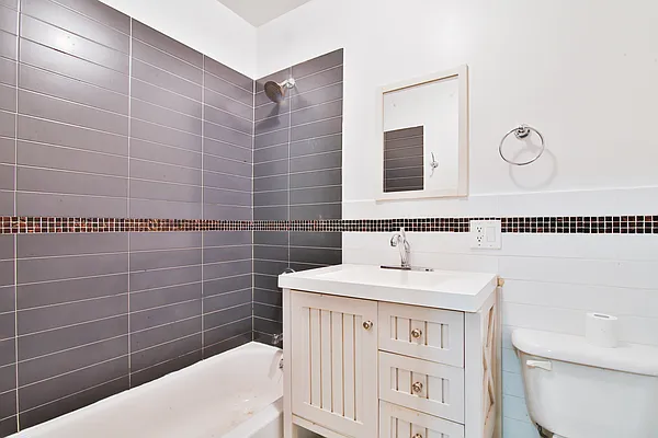 Rented by Platinum Properties | media 13