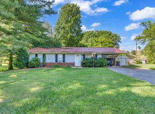 926 Fleenortown Rd, Jonesville, VA 24263