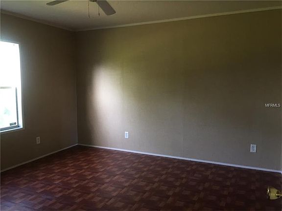 3rd image of 18843 Frost Dr