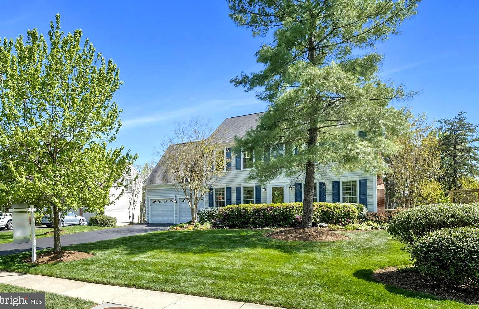 Johnny's - UM 15427 Martins Hundred Dr, Centreville, VA 20120 | Zillow