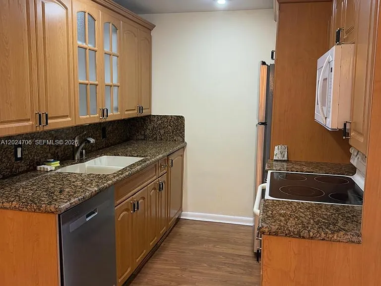 3069 Cornwall Dr #D-3069 — Photo 16