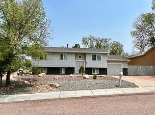 311 De La Vista St APT 200, Colorado Springs, CO 80911