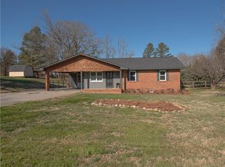 14 Cedar Rdg NW, Adairsville, GA 30103