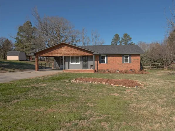 14 Cedar Rdg NW, Adairsville, GA 30103