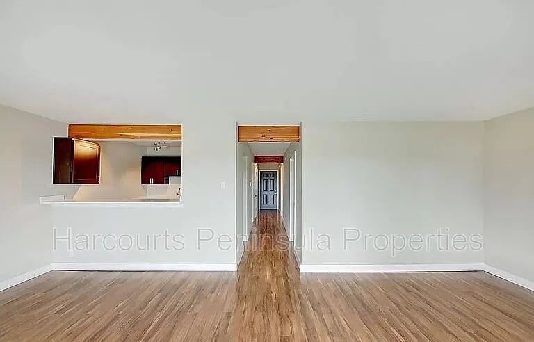 1142 Wheaton Way — Photo 3