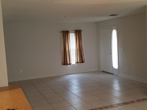 4th image of 149 Owenshire Cir