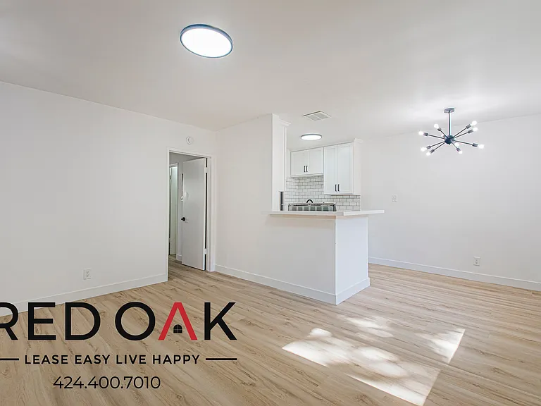 12605 Kensington Ln #4 — Photo 1