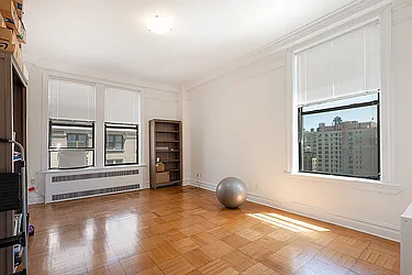 Rented by Rita S Citrin, LREB