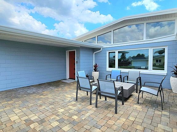 5th image of 1 San Juan Cir