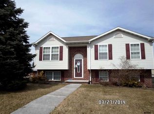 478 S Columbus Ave, Littlestown, PA 17340