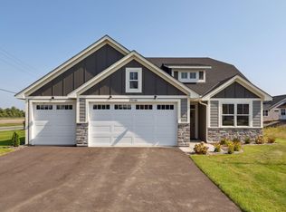 29156 Kenwood Way, Chisago City, MN 55013